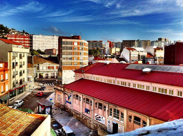 Heredar un piso en Vigo: qué hacer (y qué no) con la vivienda que te dejan